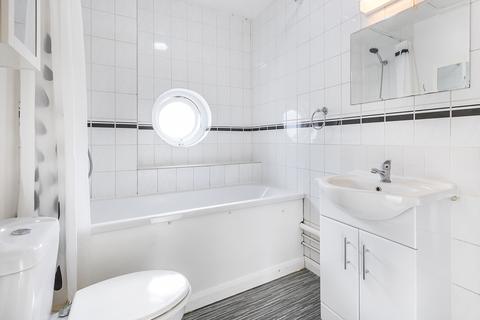 68 Leabank Square, London, E9 5LR