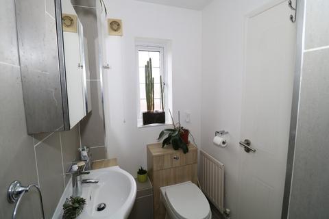 2 Hallams Close, Brandon, Coventry, CV8 3NZ
