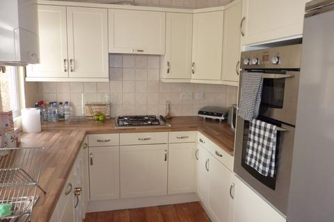 8 Ridgeway, Dartford, DA2 7JW