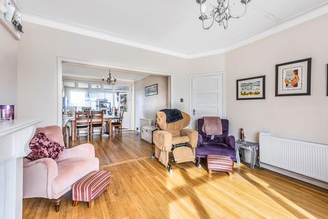 20 Broadhurst Avenue, Edgware, HA8 8TR