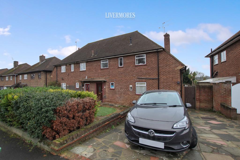 Hall Place Crescent, Bexley 3 bed semidetached house £450,000