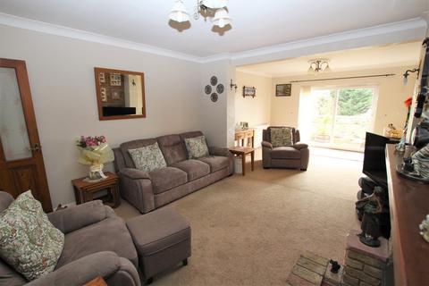 39 Hall Place Crescent, Bexley, DA5 1PP