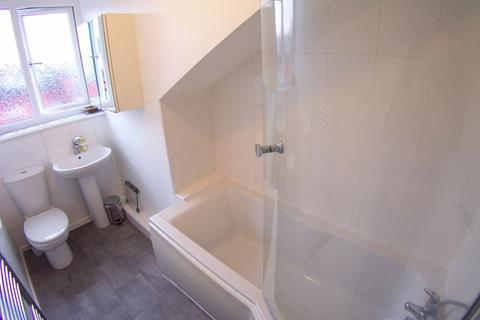 23 Argie Road, Leeds, LS4 2RD
