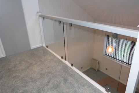 22 Willowdene, Cheshunt, Waltham Cross, EN8 0XD