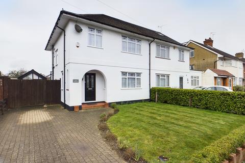 87 North View, Pinner, HA5 1PX