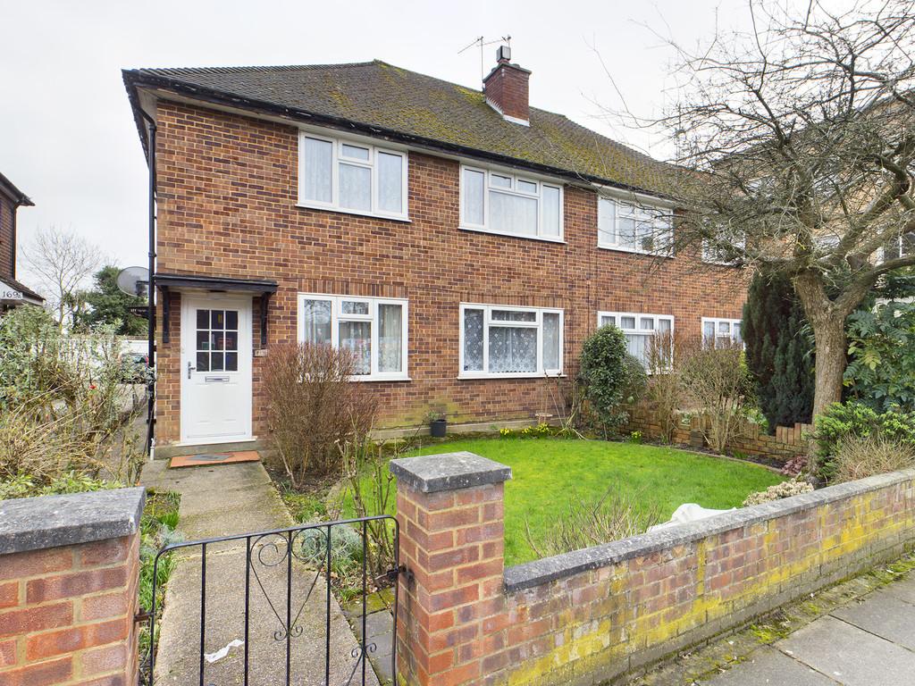 Woodlands Avenue, Eastcote 2 bed £349,950