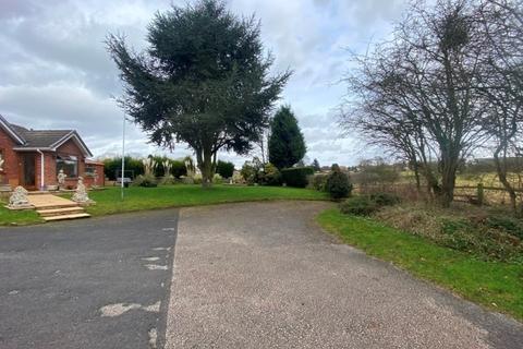 5 Anglesey Close, Burntwood, WS7 4XA
