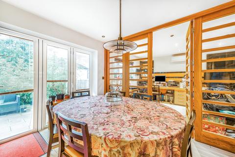11 Cavendish Road, Barnet, EN5 4ED