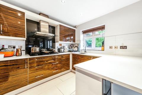 11 Cavendish Road, Barnet, EN5 4ED