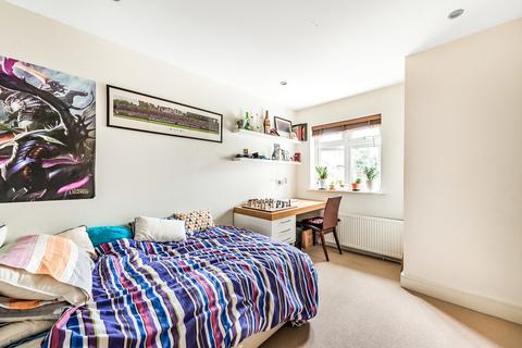 11 Cavendish Road, Barnet, EN5 4ED
