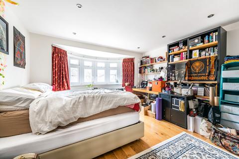 11 Cavendish Road, Barnet, EN5 4ED