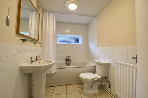 110 Broadhurst Lane, Congleton, CW12 1LA