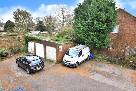 28a Maypole Road, Ashurst Wood, East Grinstead, RH19 3QY
