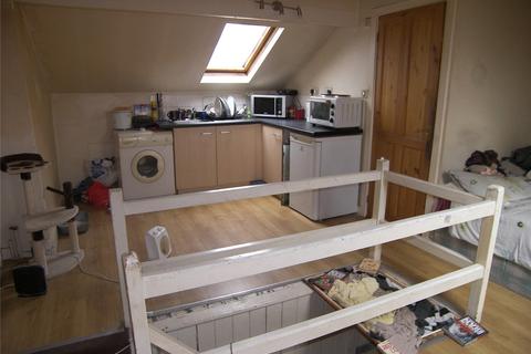 32 Aberdeen Walk, Leeds, LS12 3SB
