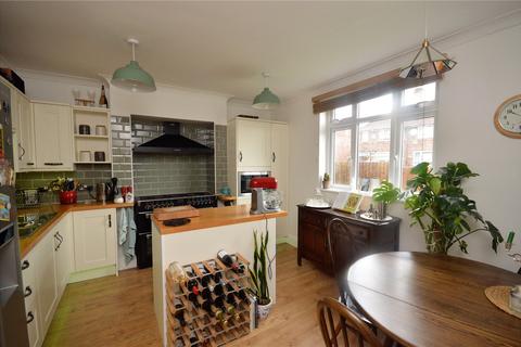 65 Kirkstall Mount, Leeds, LS5 3DP