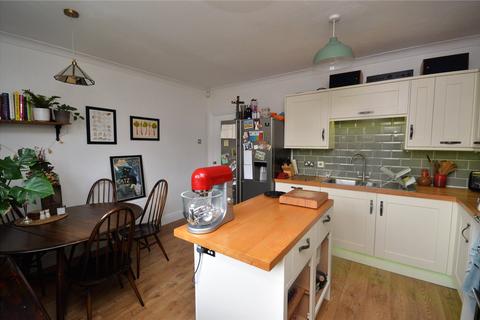 65 Kirkstall Mount, Leeds, LS5 3DP