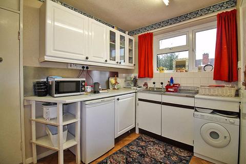 18 Brook Grove, Codsall, Wolverhampton, WV8 1LH
