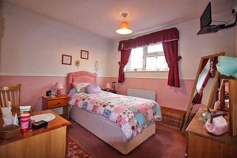 18 Brook Grove, Codsall, Wolverhampton, WV8 1LH