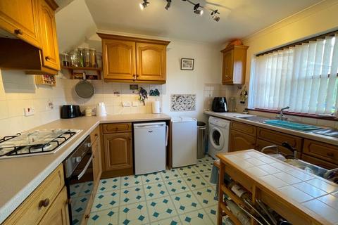 25 Carrine Road, Truro, TR1 3XB