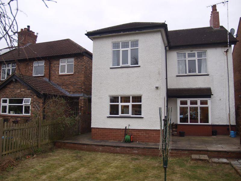 Carlton Road, Northwich, CW9 5PN 4 bed detached house for sale £330,000