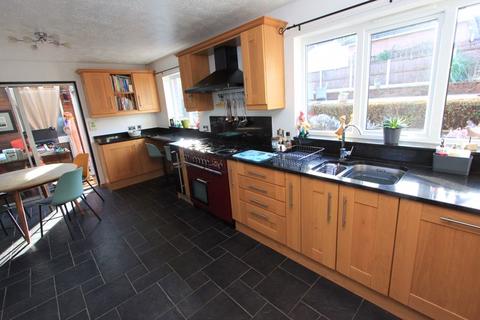 27 Bryn Castell, Abergele, LL22 8QA