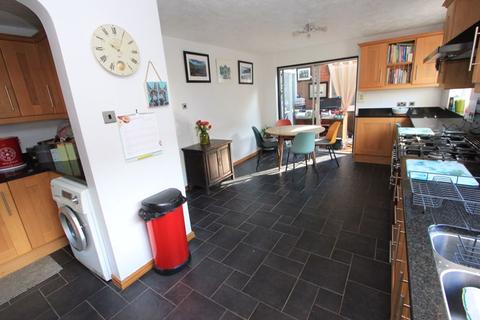 27 Bryn Castell, Abergele, LL22 8QA