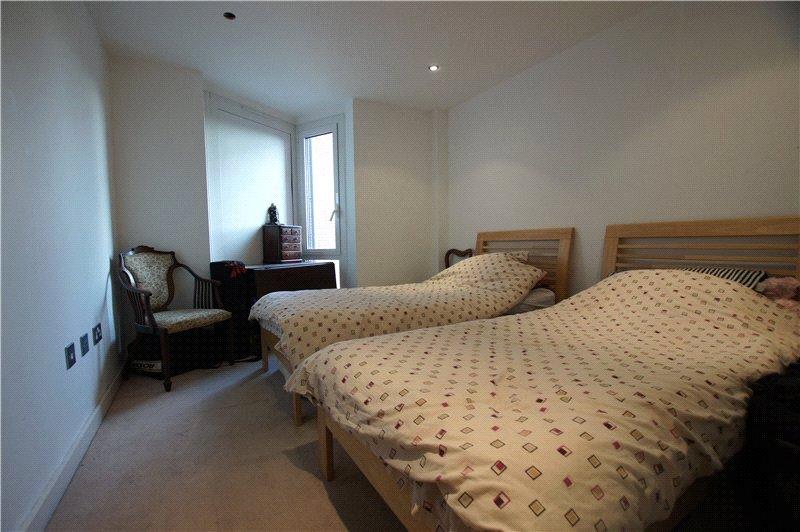 The Courtyard, Southwell Park Road, Camberley, Surrey, GU15 2 bed ...