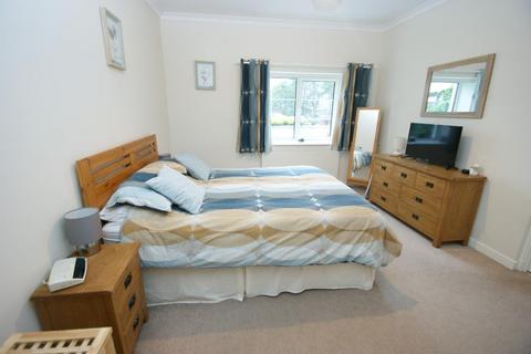 1 Cairnhill View, Bearsden, Glasgow, G61 1RR