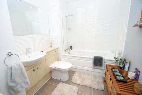 1 Cairnhill View, Bearsden, Glasgow, G61 1RR
