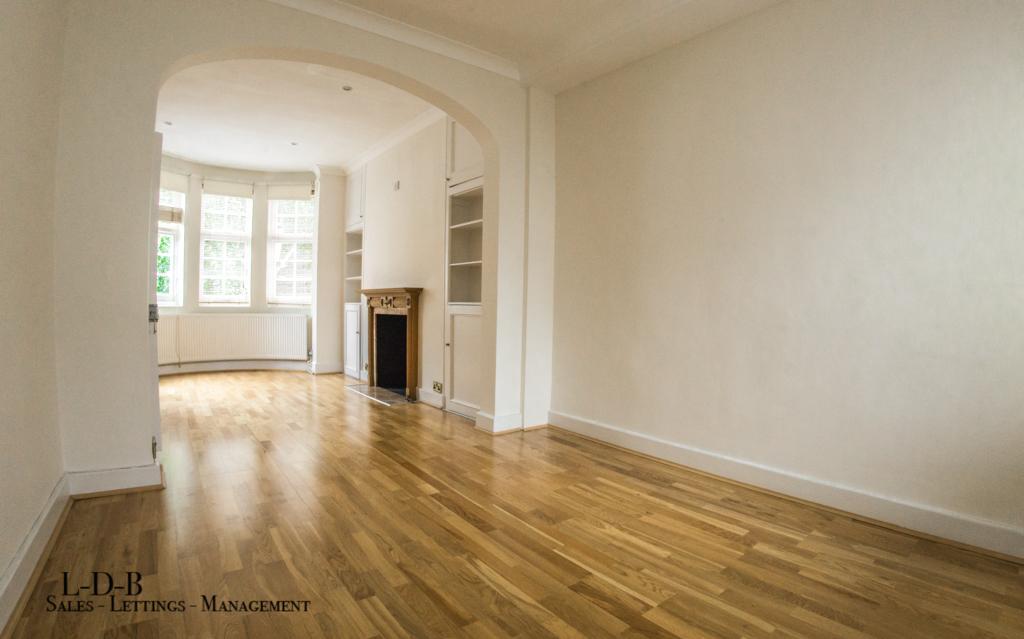 Campden Street, Kensington, London, W8 7EP 3 bed house £4,225 pcm (£
