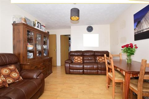 21 Lulworth Crescent, Mitcham, CR4 3RB