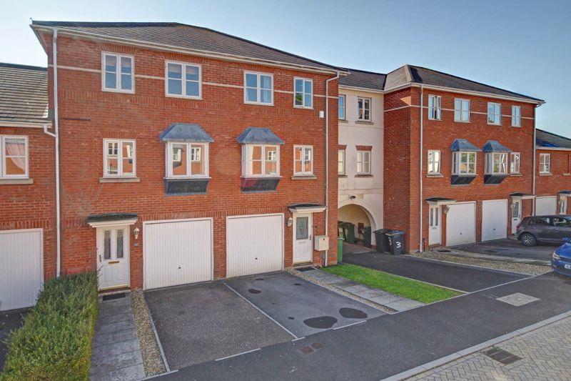 Addington Court, Horseguards, Exeter 5 bed terraced house - £429,000