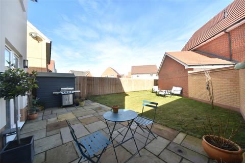1 Cedar Close, Red Lodge, Bury St Edmunds, IP28 8ZN