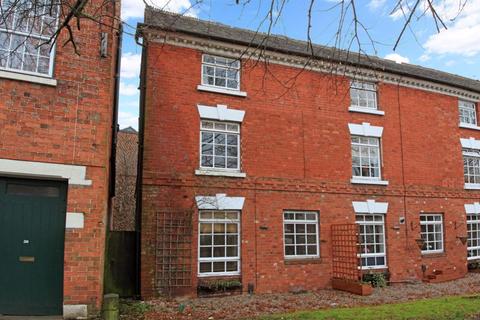 3 Millers Green, Albrighton, Wolverhampton, WV7 3JS