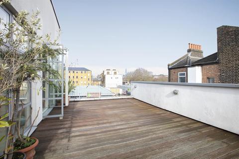 Flat 4, 1a Bethwin Road, London, SE5 0SJ