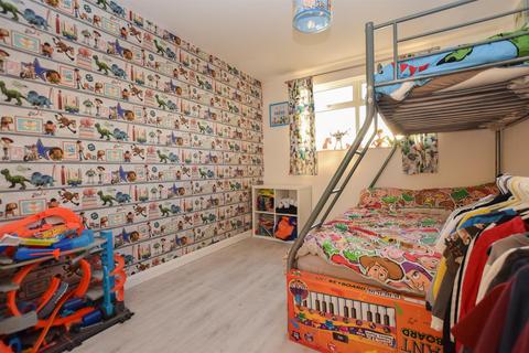 42 Firle Close, Hastings, TN35 5ET