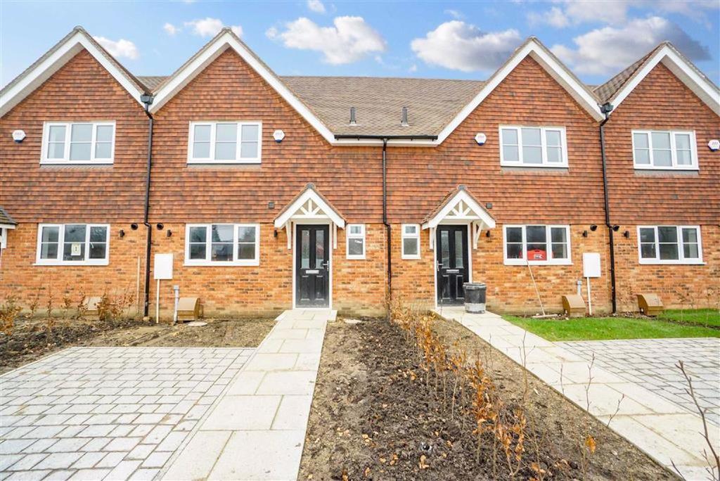 Skinners Lane, Catsfield, East Sussex 2 bed terraced house £350,000