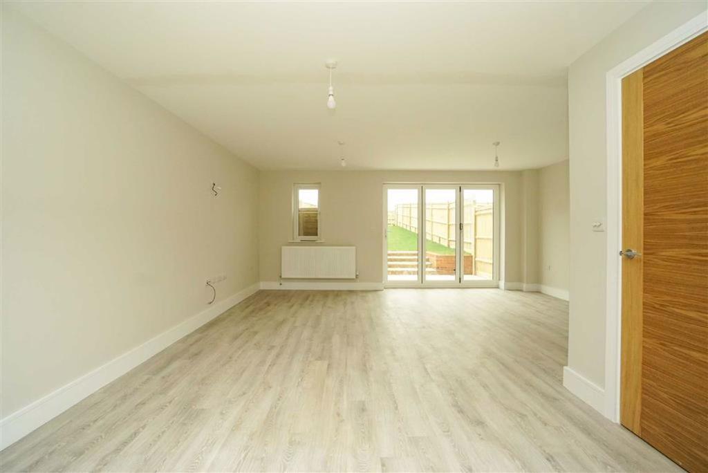 Skinners Lane, Catsfield, East Sussex 2 bed terraced house £350,000