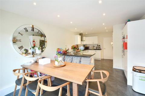 9 Waterside Place, London, NW1 8JT