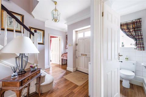 5 Althorp Close, Barnet, EN5 2AY