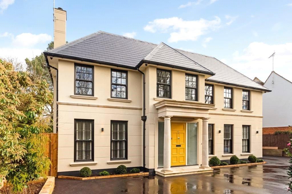 Stoke Road, Cobham, Surrey, KT11 5 bed detached house £1,850,000