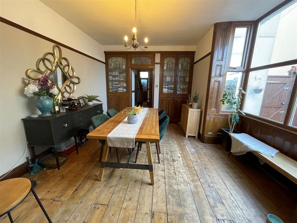 Dining Kitchen Room