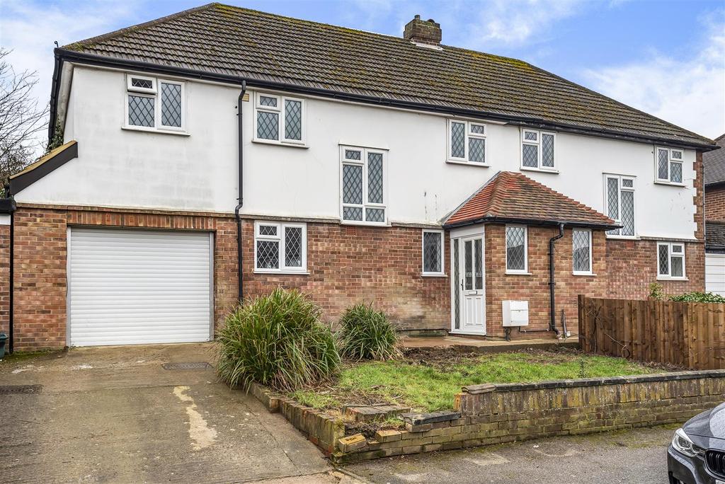Villiers Close, Surbiton 4 bed semidetached house £585,000