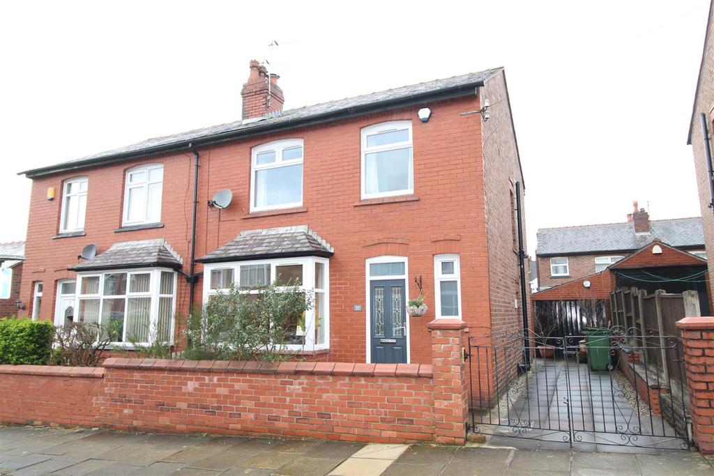 Eccleston Street, Swinley, Wigan 3 bed semidetached house £190,000