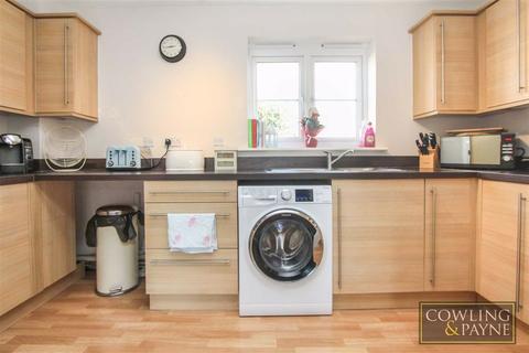 120 Bridge Road, Wickford, SS11 8PE