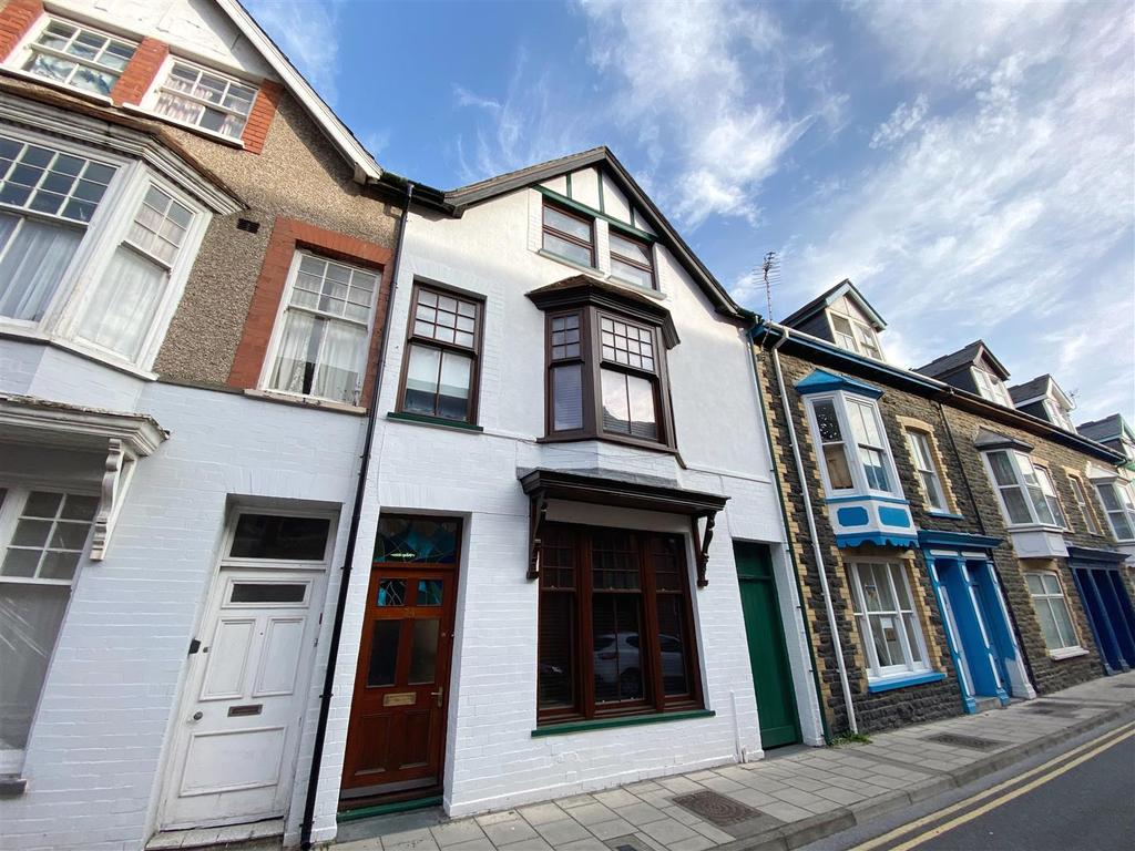 Cambrian Street, Aberystwyth 4 bed terraced house £259,000