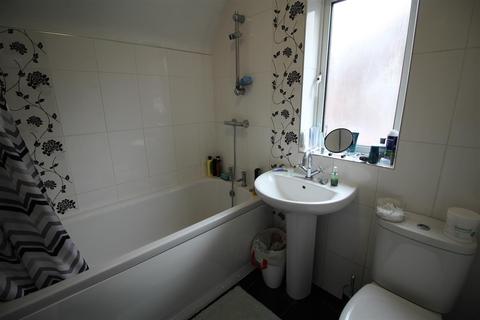 2 bedroom flat to rent - *£100pppw* Woodside Road, Lenton Abbey, NG9 2SB - UON