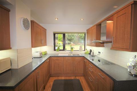 12 Highfield Crescent, Cheadle, Stoke-on-trent, ST10 1JP