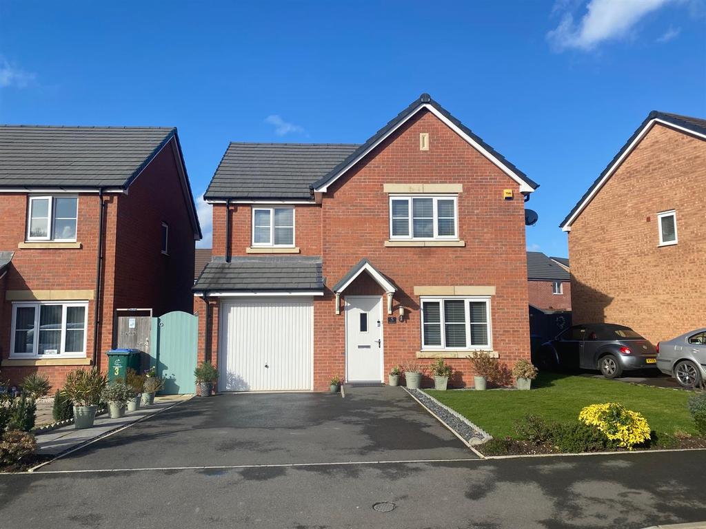 David Wood Drive, Coventry 4 bed detached house £349,995