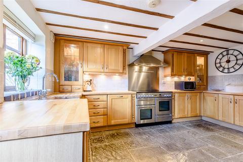 Barn 2 Lea End Lane, Hopwood, Birmingham, B48 7AY